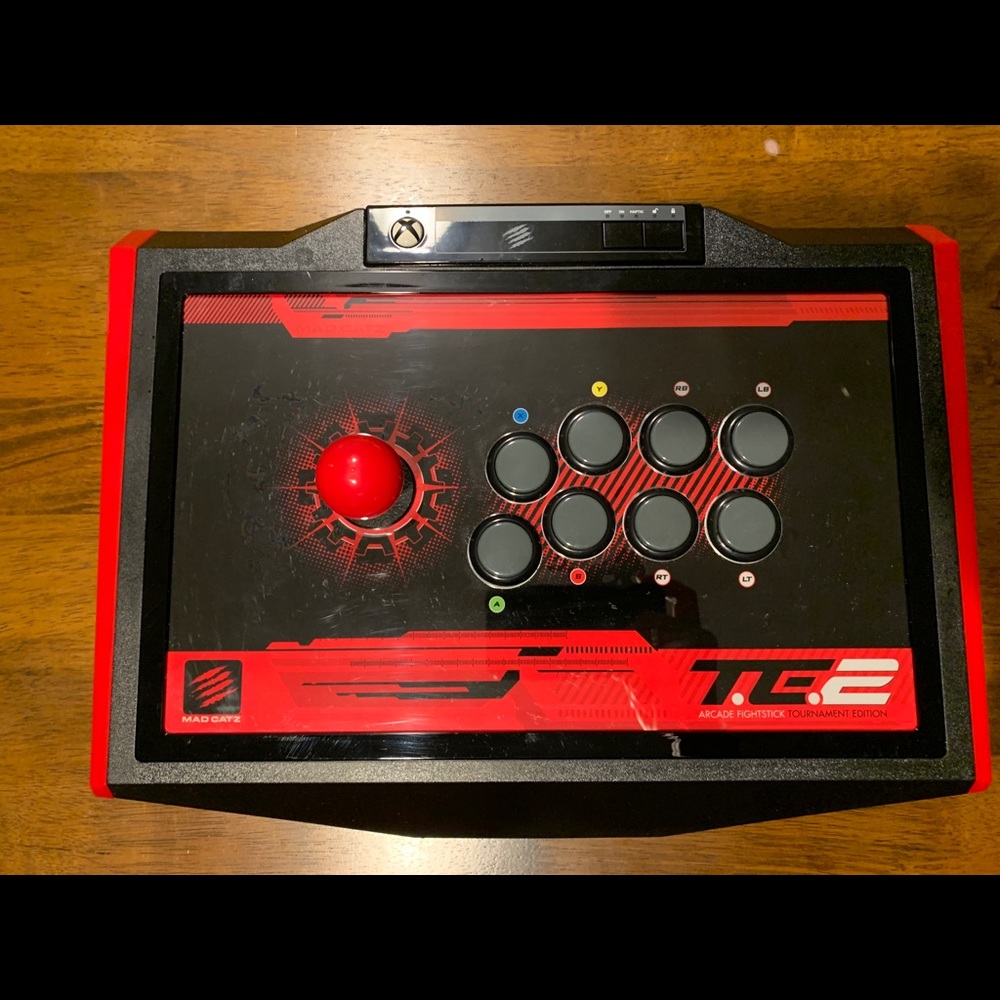 Madcatz Te2 arcade fight stick Xbox one